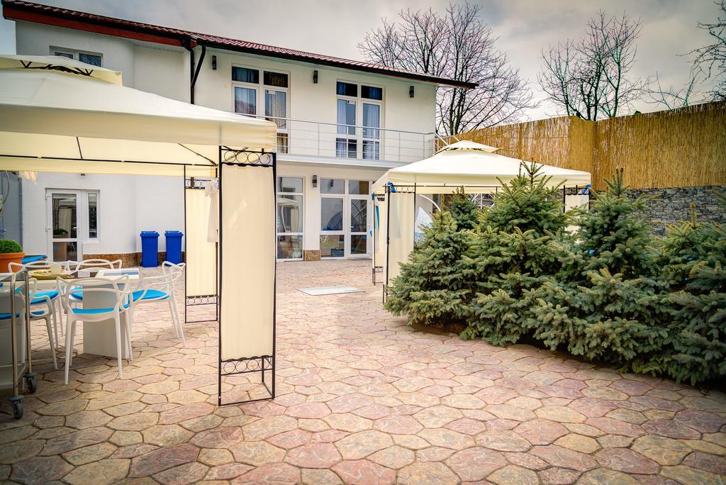 Apartments & Villa Georg Odessa Exteriör bild