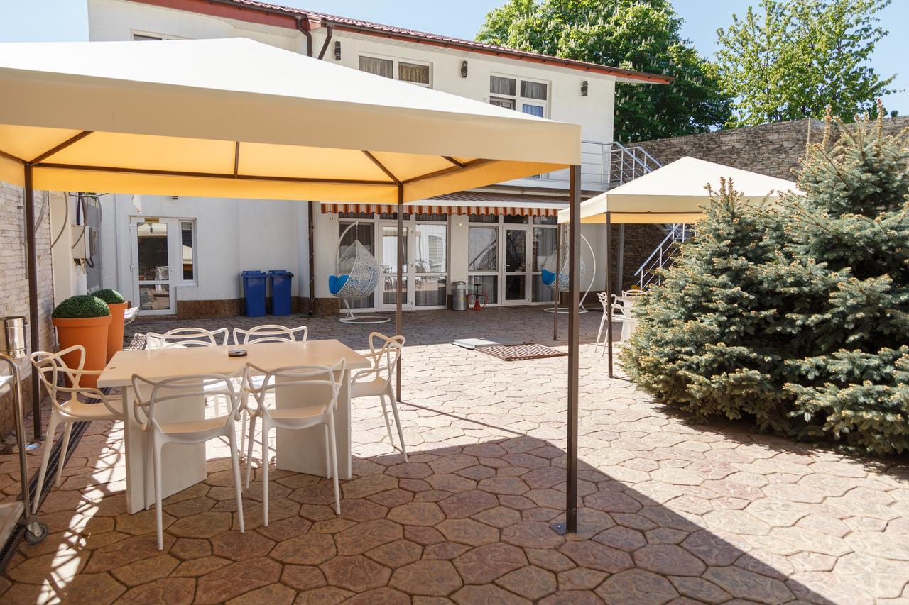 Apartments & Villa Georg Odessa Exteriör bild